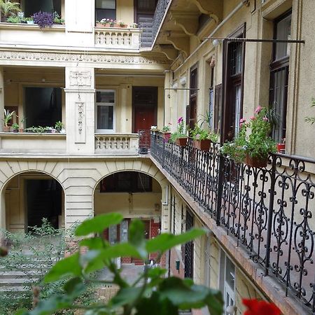 Vivid Csengery Apartment Budapest Ruang foto